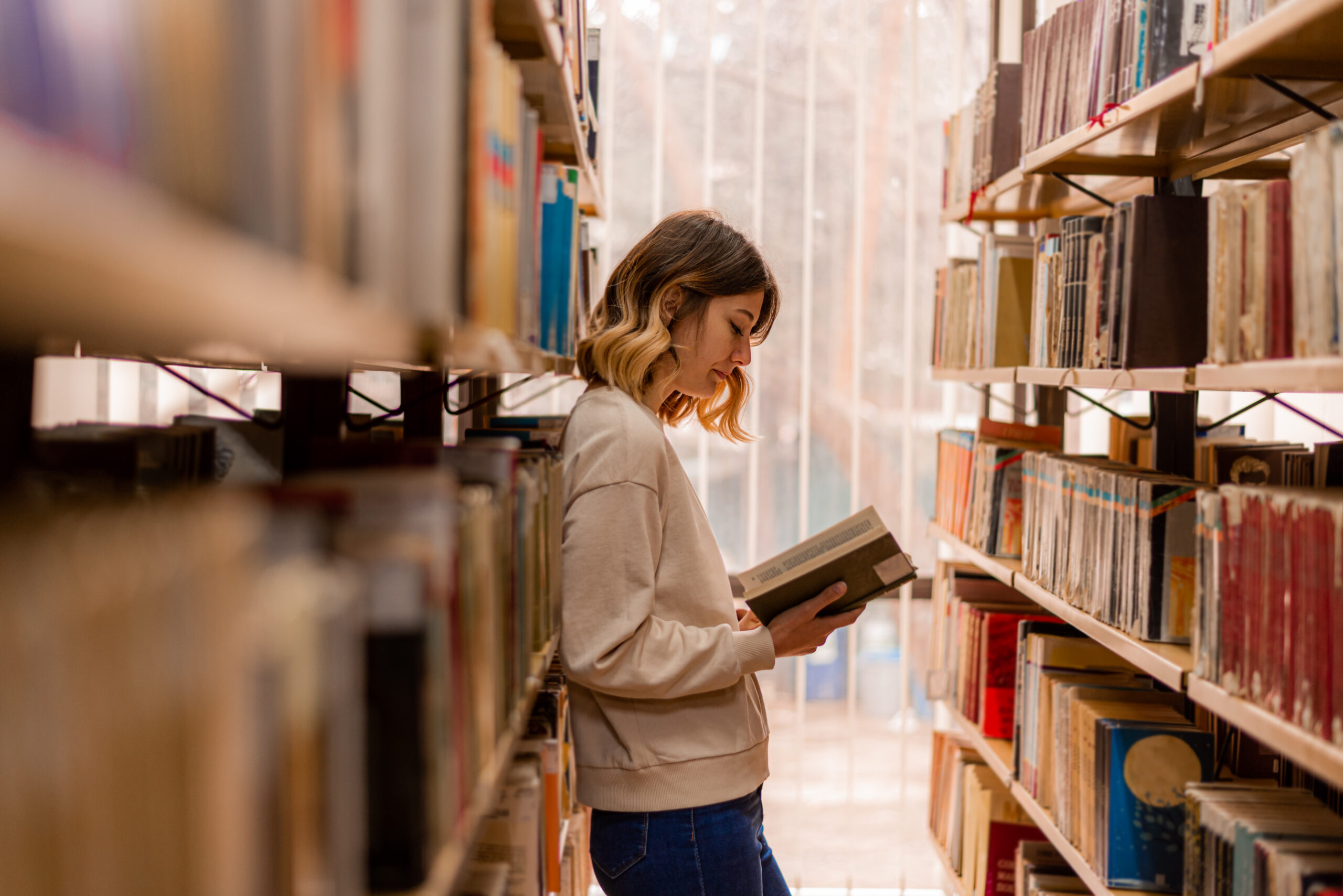 Cuánto cuesta la universidad en España: en Banco Mediolanum te ofrecemos las claves de planificación financiera para afrontar matrículas públicas y privadas.